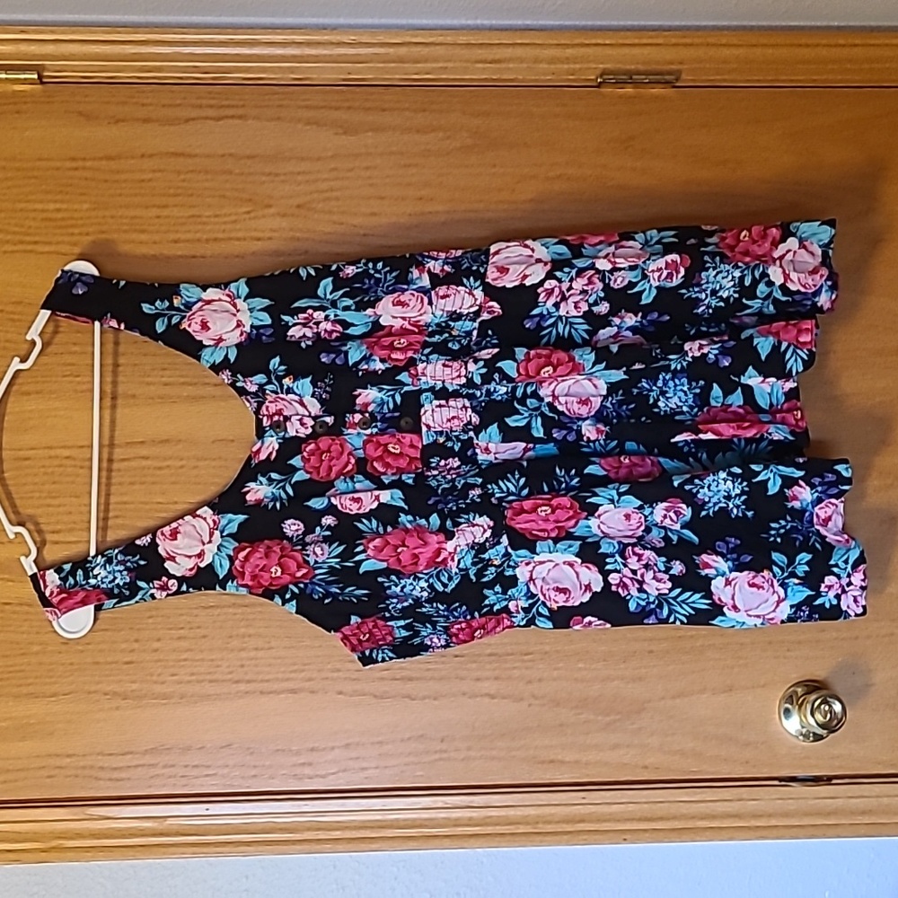 NWT Torrid Floral Tank